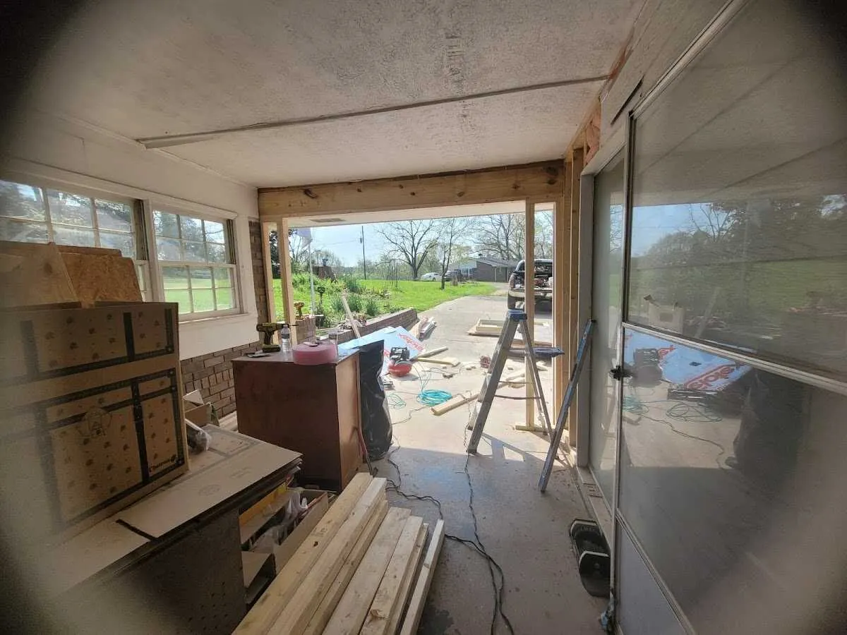 Air movers and dehumidifier for Water Mitigation Services in Wickliffe